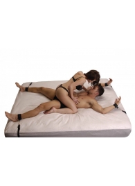 Бондаж для фиксации на кровати Frisky Bedroom Restraint Kit - XR Brands - купить с доставкой в Орехово-Зуево