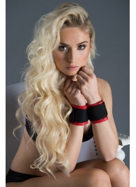 Полиуретановые манжеты для фиксации рук вместе Bound Together Wrist Restraints - Blush Novelties - купить с доставкой в Орехово-Зуево