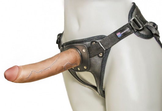 Насадка-фаллоимитатор на кожаных трусиках Harness Ultra Realistic 7  - 18 см. - LOVETOY (А-Полимер) - купить с доставкой в Орехово-Зуево